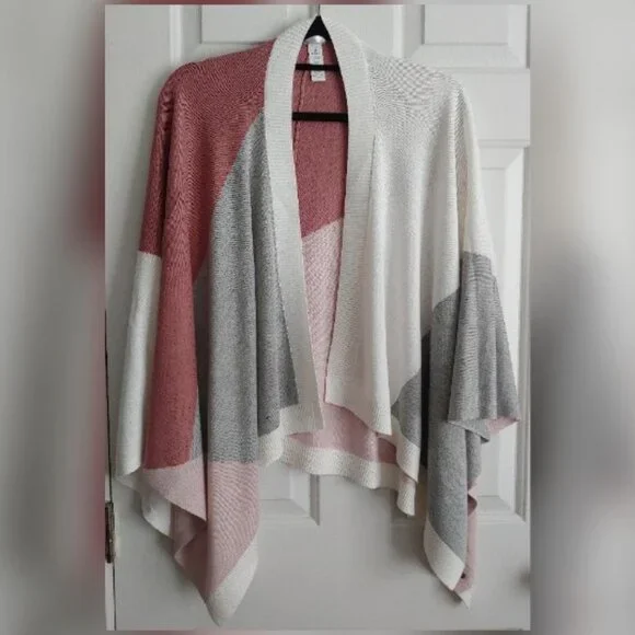 LULULEMON Hatha Wrap Quicksand, Misty Pink, Silver Fox, and Alpine White - Picture 4 of 9